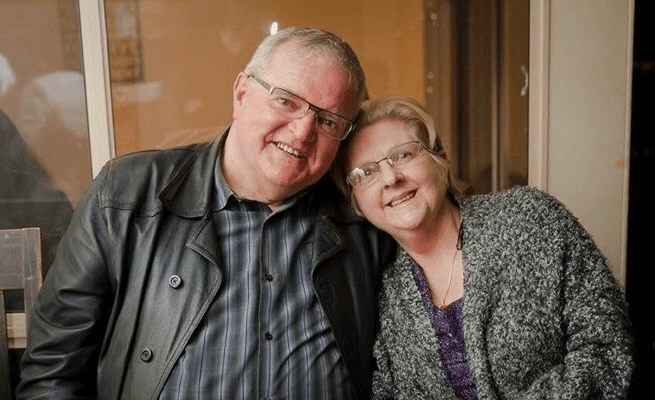 Photo of Larry and Sharon Edwards